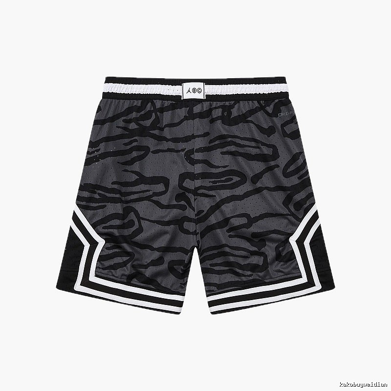 AJ sporty black and grey shorts