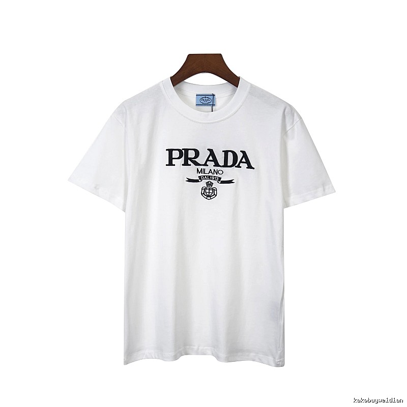 Amiri Lightweight Logo T-shirt Black Small AM for Trend Styling
