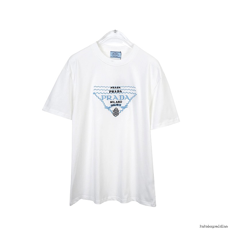 Amiri Weekend Logo T-shirt Black Small AM for Seasonal Looks
