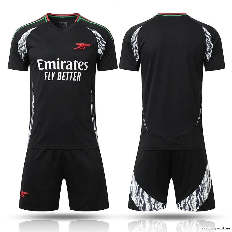 Arsenal retro-style black jersey