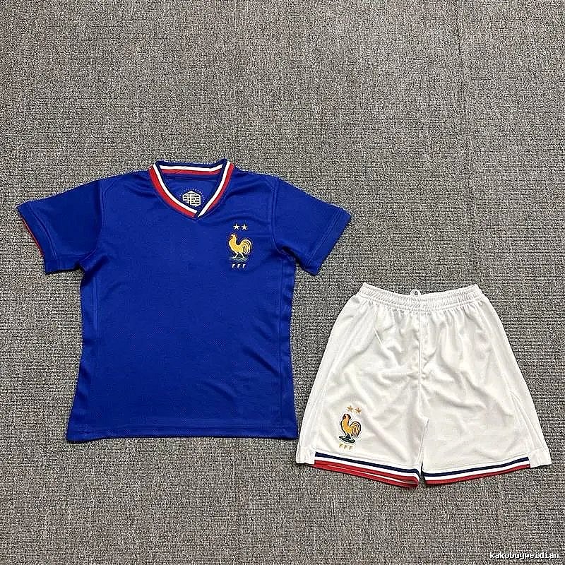 Germany Gift Ready Soccer jersey set White Germany Football with Standout Detail