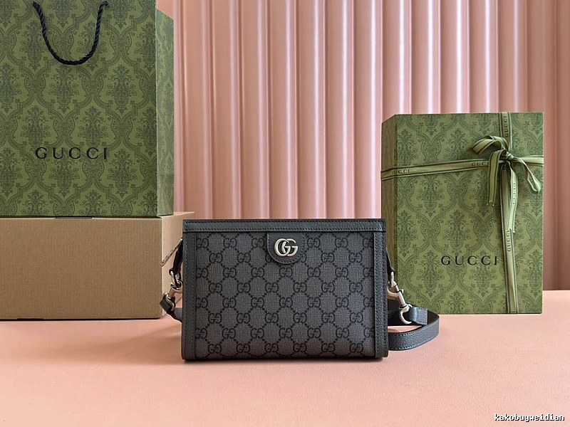 Gucci GG Supreme shoulder bag Gray Monogram Canvas
