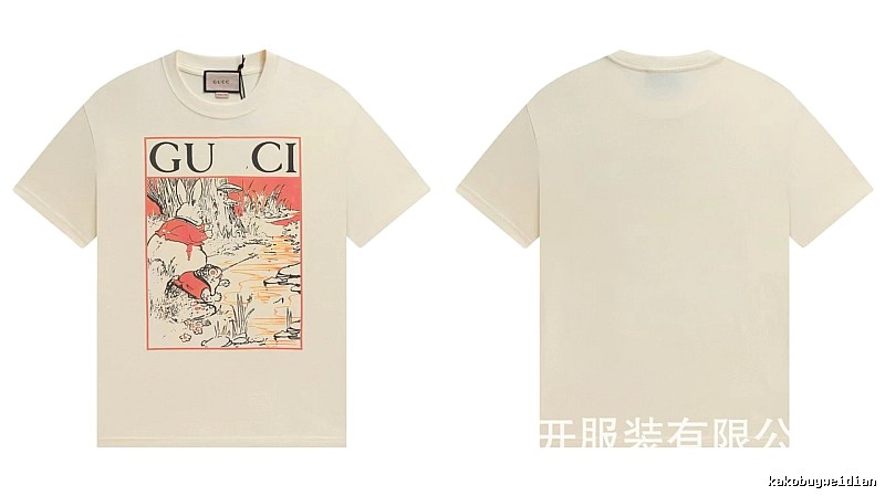 Gucci Vintage Style Illustration Print Off-white T-shirt