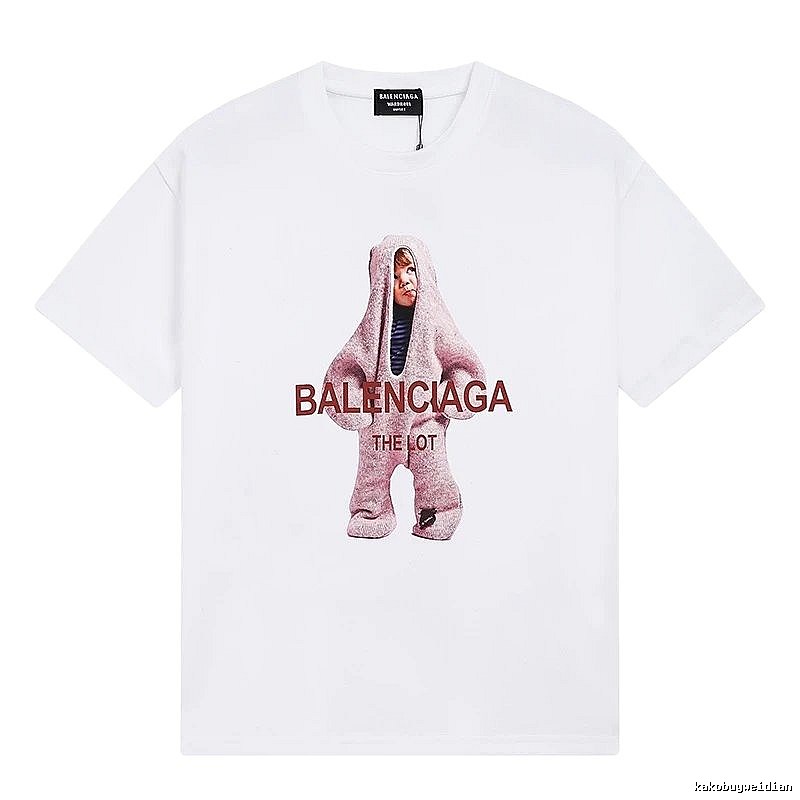 Parisian-style printed white T-shirt
