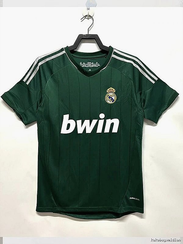 Real Madrid Weekend Retro Teka soccer jersey White Retro Football for Seasonal Looks