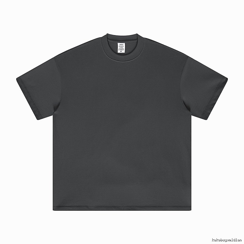 Statement Plain white T-shirt Minimal White Short for Easy Pairing